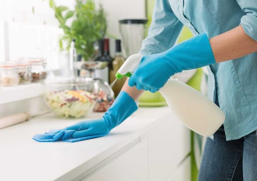 Koronavirüse Karşı Ev Temizliğini Nasıl Yapmalıyız